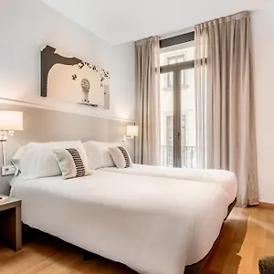 Apartment Aspasios Plaza Real, Barcelona